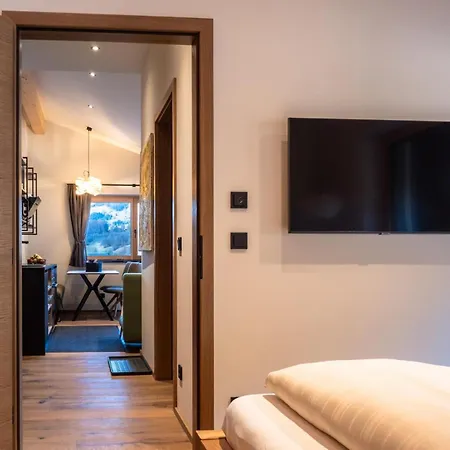 Alte Bildhauerei * アウラッハ・バイ・キッツビュール