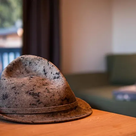 Alte Bildhauerei Aurach bei Kitzbuehel