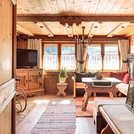 Alte Bildhauerei Aurach bei Kitzbuehel