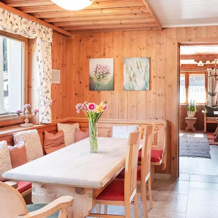 Alte Bildhauerei Daire *