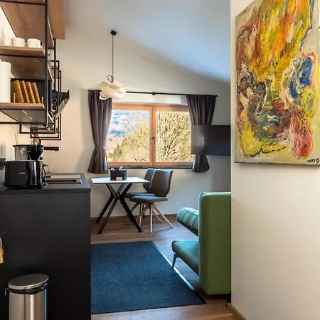 Daire Alte Bildhauerei Aurach bei Kitzbuehel