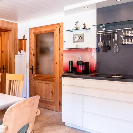 Alte Bildhauerei * Aurach bei Kitzbuehel